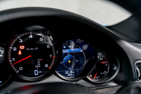 Porsche 911 TURBO S. SPORTS CHRONO. PCCB. HEATED SPORTS SEATS. BOSE. CARPLAY. 32