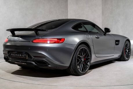 Mercedes-Benz Amg GT S EDITION 1. 1 OF 375. AERODYNAMIC PACKAGE. CARBON ROOF. 4