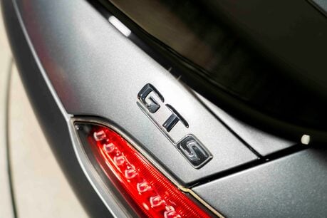 Mercedes-Benz Amg GT S EDITION 1. 1 OF 375. AERODYNAMIC PACKAGE. CARBON ROOF. 35