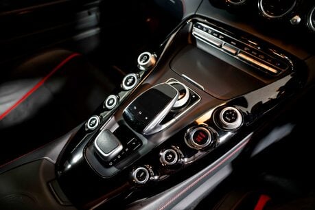 Mercedes-Benz Amg GT S EDITION 1. 1 OF 375. AERODYNAMIC PACKAGE. CARBON ROOF. 18