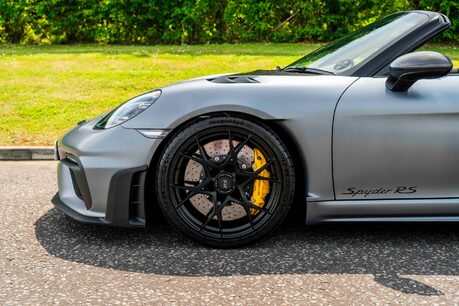 Porsche 718 SPYDER RS PDK. WEISSACH PACKAGE. CERAMIC BRAKES. FULL SATIN PPF. BOSE. 5