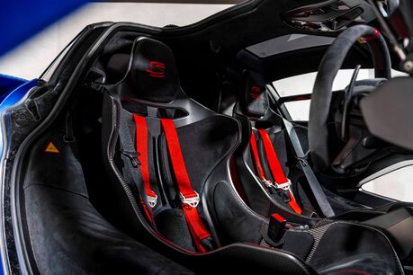 McLaren Senna 1 OWNER CAR. ELITE PAINTWORK. BOWERS & WILKINS. LIFT SYSTEM 15