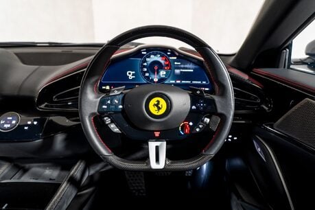 Ferrari Purosangue HISTORIC PAINT. AIRBRUSHED SHIELDS. CARBON INT/EXT PACK. PANO ROOF. 23