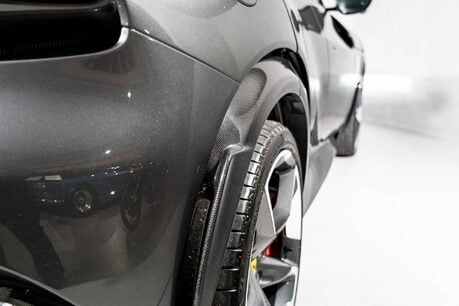 Ferrari Purosangue HISTORIC PAINT. AIRBRUSHED SHIELDS. CARBON INT/EXT PACK. PANO ROOF. 39