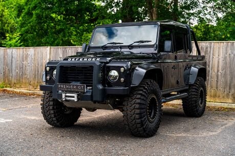 Land Rover Defender 110 UNIQUE EXAMPLE INSPIRED BY THE SPECTRE EDITION. 2