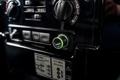 Land Rover Defender 110 UNIQUE EXAMPLE INSPIRED BY THE SPECTRE EDITION. 13