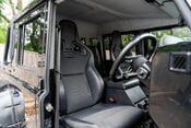 Land Rover Defender 110 UNIQUE EXAMPLE INSPIRED BY THE SPECTRE EDITION. 9