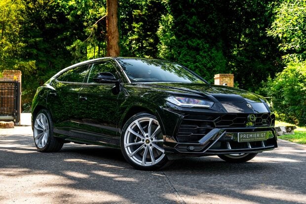 Lamborghini Urus V8. LAMBO WARRANTY UNTIL NOV. ADAS PACK. HEATED, COOLED & MASSAGE SEATS. 1