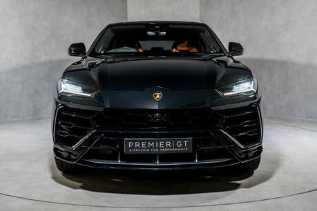 Lamborghini Urus V8. LAMBO WARRANTY UNTIL NOV. ADAS PACK. HEATED, COOLED & MASSAGE SEATS. 2
