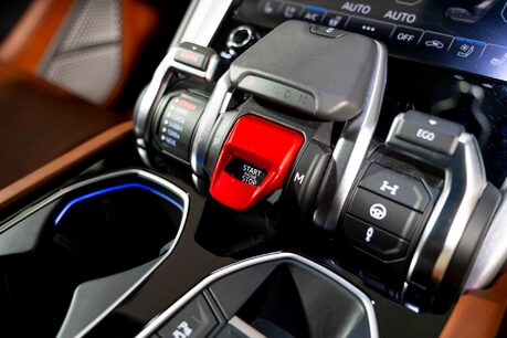 Lamborghini Urus V8. LAMBO WARRANTY UNTIL NOV. ADAS PACK. HEATED, COOLED & MASSAGE SEATS. 28