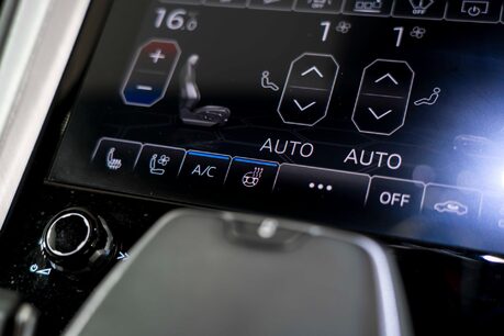 Lamborghini Urus V8. LAMBO WARRANTY UNTIL NOV. ADAS PACK. HEATED, COOLED & MASSAGE SEATS. 43
