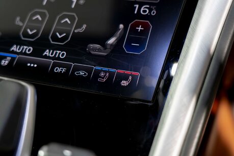 Lamborghini Urus V8. LAMBO WARRANTY UNTIL NOV. ADAS PACK. HEATED, COOLED & MASSAGE SEATS. 44