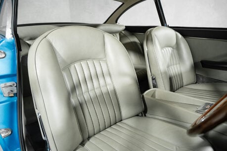 Ferrari 330GT 2+2. FULL NUT & BOLT RESTO. CONCOURS EXAMPLE. 28