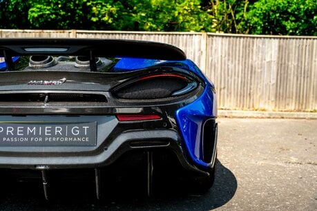 McLaren 600LT SPIDER. FULL MSH. WARRANTY. CARBON FIBRE EXT PACK. CERAMIC BRAKES. LIFT 16