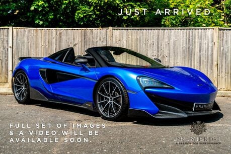 McLaren 600LT SPIDER. FULL MSH. WARRANTY. CARBON FIBRE EXT PACK. CERAMIC BRAKES. LIFT 1