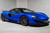 McLaren 600LT SPIDER. FULL MSH. WARRANTY. CARBON FIBRE EXT PACK. CERAMIC BRAKES. LIFT 11