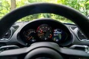 Porsche Cayman GT4 WARRANTY. FULL PSH. 18-WAY ELECTRIC SEATS. CARBON INTERIOR. BOSE 14