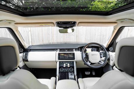 Land Rover Range Rover SDV6 WESTMINSTER EDITION. BLACK PACK. 22S. OPENING PANORAMIC ROOF 5