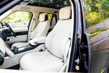Land Rover Range Rover SDV6 WESTMINSTER EDITION. BLACK PACK. 22S. OPENING PANORAMIC ROOF 9
