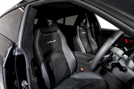 Lamborghini Urus V8 PERFORMANTE. FULL PPF. PANORAMIC ROOF. HEATED, COOLED & MASSAGE SEATS. 13
