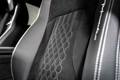 Lamborghini Urus V8 PERFORMANTE. FULL PPF. PANORAMIC ROOF. HEATED, COOLED & MASSAGE SEATS. 17