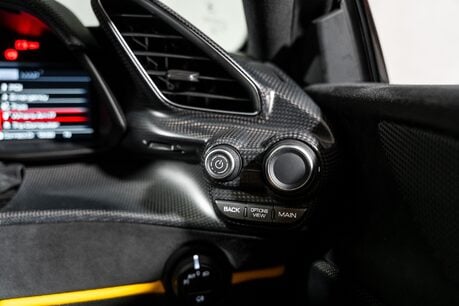 Ferrari 488 Pista FULL FSH. CARBON FIBRE INT & EXT PACK. HISTORIC PAINTWORK. 30