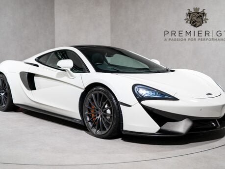 McLaren 570GT V8 SSG. GLASS PANORAMIC ROOF. LIFT SYSTEM. HEATED SEATS. REAR CAMERA. 