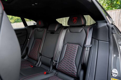 Lamborghini Urus V8 S. HEATED, COOLED & MASSAGE SEATS. PANORAMIC ROOF. B&O. TOPAZ FRONT PPF. 10