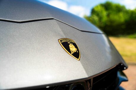 Lamborghini Urus V8 S. HEATED, COOLED & MASSAGE SEATS. PANORAMIC ROOF. B&O. TOPAZ FRONT PPF. 5