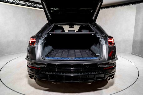 Lamborghini Urus V8 S. HEATED, COOLED & MASSAGE SEATS. PANORAMIC ROOF. B&O. TOPAZ FRONT PPF. 57