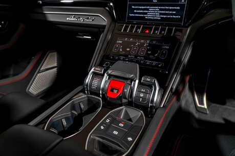 Lamborghini Urus V8 S. HEATED, COOLED & MASSAGE SEATS. PANORAMIC ROOF. B&O. TOPAZ FRONT PPF. 28