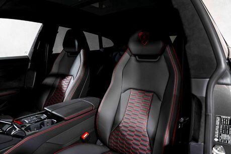 Lamborghini Urus V8 S. HEATED, COOLED & MASSAGE SEATS. PANORAMIC ROOF. B&O. TOPAZ FRONT PPF. 17