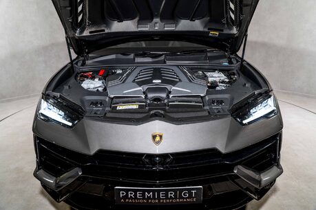 Lamborghini Urus V8 S. HEATED, COOLED & MASSAGE SEATS. PANORAMIC ROOF. B&O. TOPAZ FRONT PPF. 55