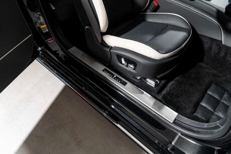 Rolls-Royce Spectre SHOOTING STAR STARLIGHT. MASSAGE, HEATED & COOLED SEATS. BESPOKE INTERIOR 24