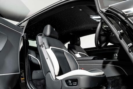 Rolls-Royce Spectre SHOOTING STAR STARLIGHT. MASSAGE, HEATED & COOLED SEATS. BESPOKE INTERIOR 31
