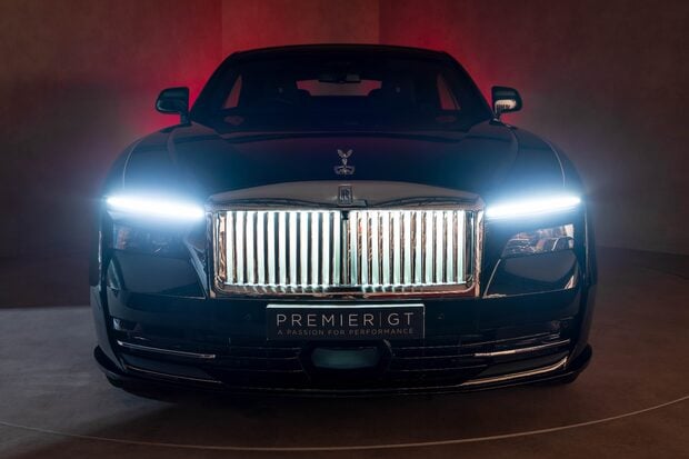 Rolls-Royce Spectre SHOOTING STAR STARLIGHT. MASSAGE, HEATED & COOLED SEATS. BESPOKE INTERIOR 3