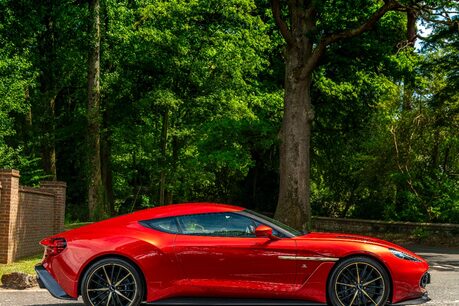 Aston Martin Vanquish V12 ZAGATO.1 OF 99. VILLA D'ESTE PACK COSTING OVER £16K. FULL ASH. 2