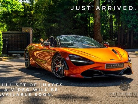 McLaren 720S WARRANTY. FULL MSH. ELITE PAINTWORK. CARBON EXTERIOR UPGRADE PACK 1. LIFT.