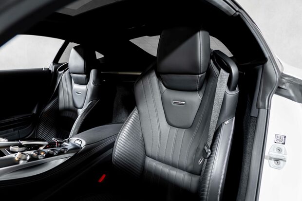 Mercedes-Benz Amg GT PREMIUM. MERCEDES WARRANTY. FULL MSH. DESIGNO PAINT. BURMESTER. PANO ROOF. 2