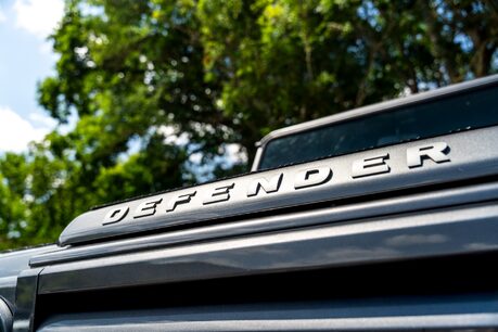 Land Rover Defender 90 TD HARD TOP XS. JUST SERVICED. SAWTOOTH ALLOYS. HARD TOP. 4