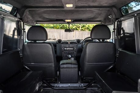 Land Rover Defender 90 TD HARD TOP XS. JUST SERVICED. SAWTOOTH ALLOYS. HARD TOP. 13