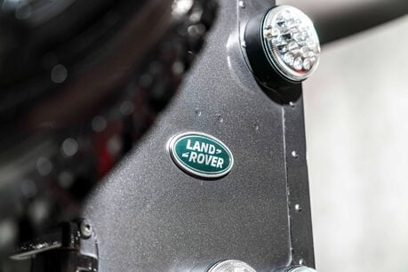 Land Rover Defender 90 TD HARD TOP XS. JUST SERVICED. SAWTOOTH ALLOYS. HARD TOP. 24