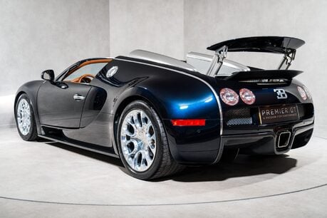 Bugatti Veyron GRAND SPORT. SERVICE PACK. EX BUGATTI DISPLAY CAR. OUTSTANDING PROVENANCE. 6