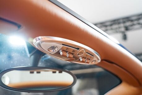 Bugatti Veyron GRAND SPORT. SERVICE PACK. EX BUGATTI DISPLAY CAR. OUTSTANDING PROVENANCE. 70
