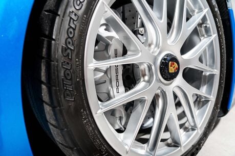 Porsche 918 Spyder ONE OF ONE SPECIFICATION. 2 OWNER UK SUPPLIED CAR. IMPECCABLE HISTORY. 15