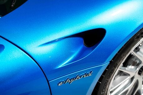 Porsche 918 Spyder ONE OF ONE SPECIFICATION. 2 OWNER UK SUPPLIED CAR. IMPECCABLE HISTORY. 31