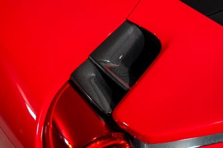 Ferrari 488 Pista FULL FSH. CARBON FIBRE INT & PACK. LIFT. TWO-TONE LIVERY. 41
