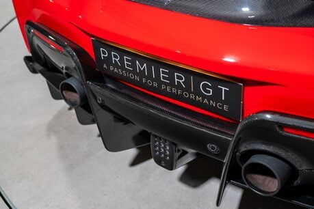 Ferrari 488 Pista FULL FSH. CARBON FIBRE INT & PACK. LIFT. TWO-TONE LIVERY. 52