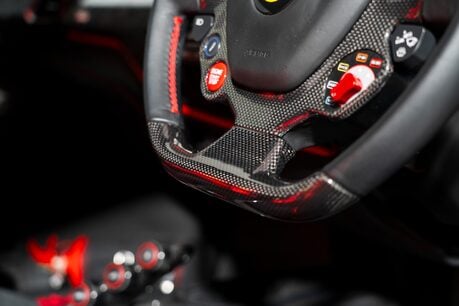 Ferrari 488 Pista FULL FSH. CARBON FIBRE INT & PACK. LIFT. TWO-TONE LIVERY. 45