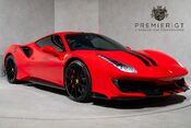 Ferrari 488 Pista FULL FSH. CARBON FIBRE INT & PACK. LIFT. TWO-TONE LIVERY.